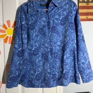 Relativity Woman Button Down